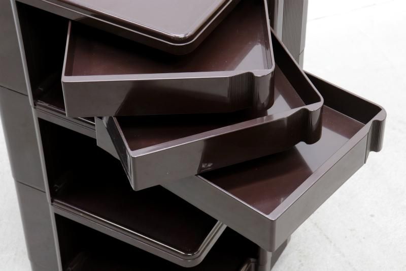 イタリア　Fantoni 3段 キャビネット　21.4万　サイドワゴン  モダン イタリア Fantoni 3段 キャビネット 21.4万 サイドワゴン モダン