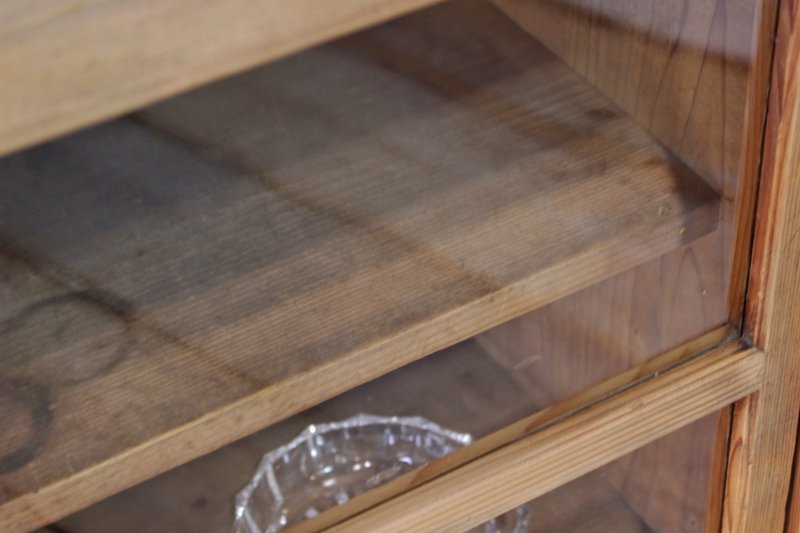 レトロ 食器棚 本棚 ガラス戸 ゆらゆらガラス 気泡 無垢 飾り棚