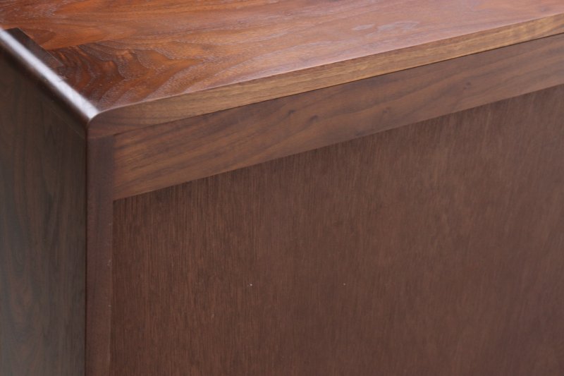 起立木工 ノルディー ウォールナット無垢材 シェルフ 本棚 食器棚 飾り棚 IDC大塚家具 北欧デザイン