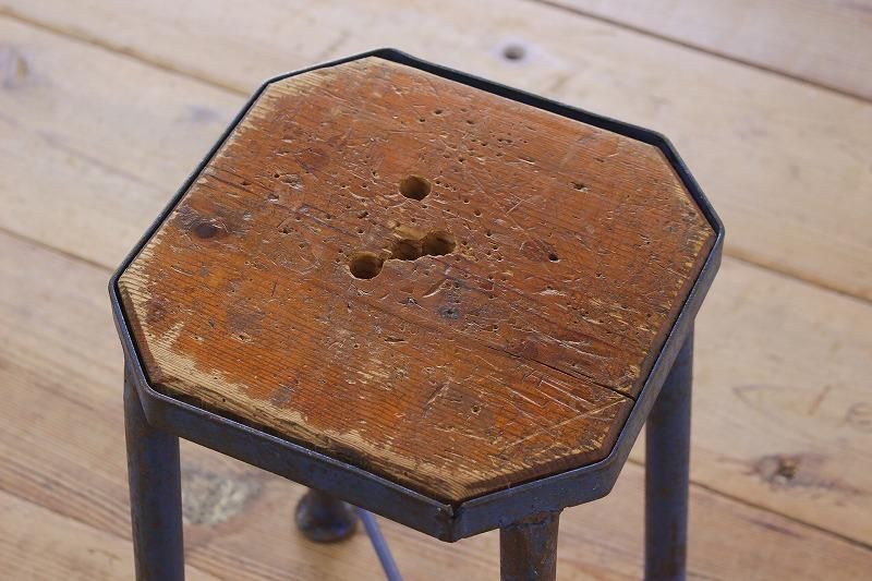 上質で快適上質で快適昭和レトロ 丸椅子 木製 スツール 花台 無垢材