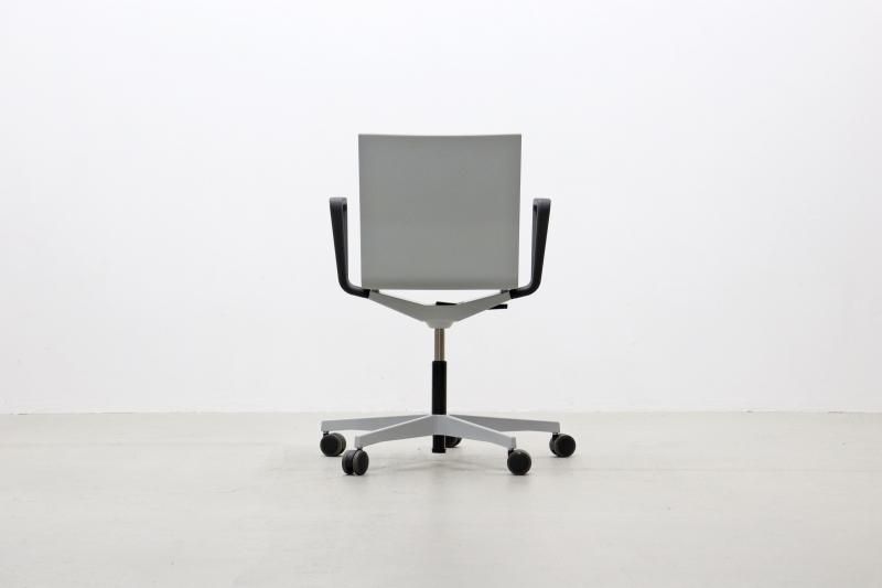 展示品 vitra 04 ゼロフォーカウンター ハイチェア 2019年製b Vitra .04 Counter / ヴィトラ ゼロフォー カウンター