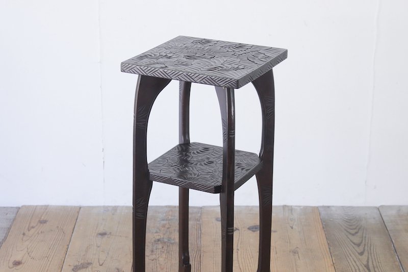ローテーブル彫刻 在銘 机 飾り台 テーブル アンティーク - 座卓/ちゃぶ台