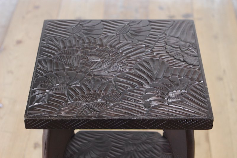 奥行き30cm日光彫 サイドテーブル 花台 飾り台 - サイドテーブル