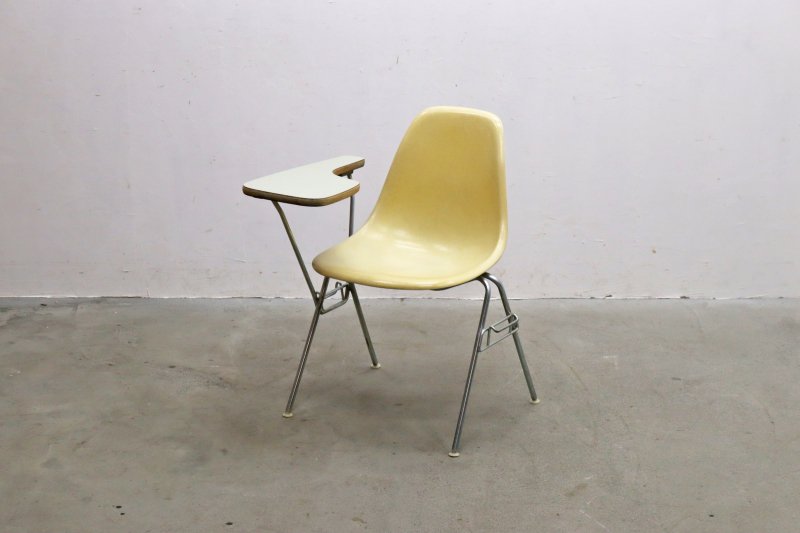 Herman Miller Eames School Chair