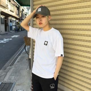 <img class='new_mark_img1' src='https://img.shop-pro.jp/img/new/icons63.gif' style='border:none;display:inline;margin:0px;padding:0px;width:auto;' />SQUARE LOGO DRY T-SHIRT