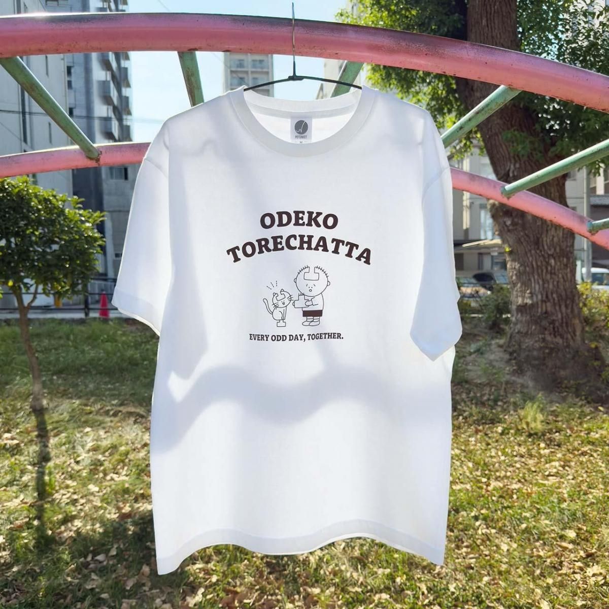おでこ取れちゃったくん Tシャツ おでこ取れちゃったくん&ネコくん/Tシャツ - POTENHIT ONLINE STORE