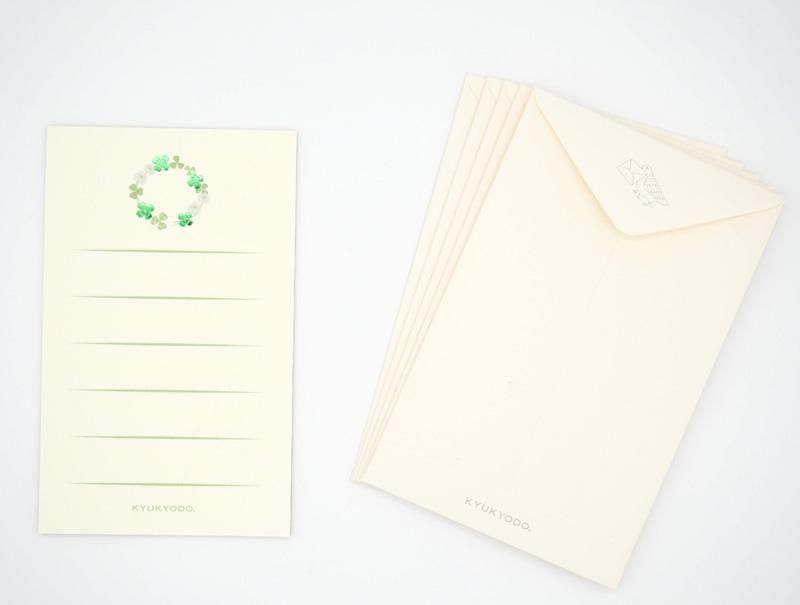 鳩居堂⭐︎タペストリー金彩昇龍 鳩居堂⭐︎タペストリー金彩昇龍 公式