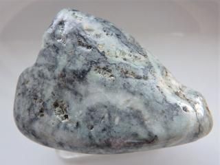 天然翡翠原石パワーストーン1キロオ―バ― 【39%OFFクーポン 9/30