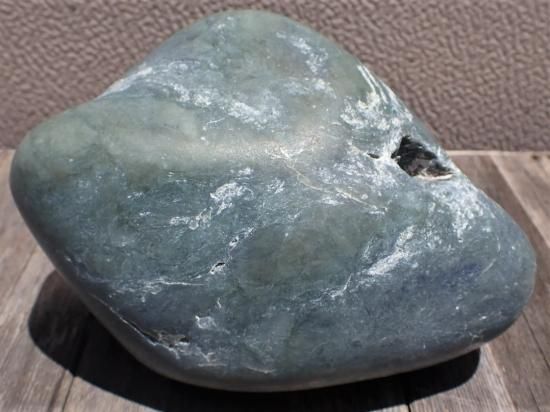 国産ネフライト原石・13 150mm/2052g ,000→5割引	,500