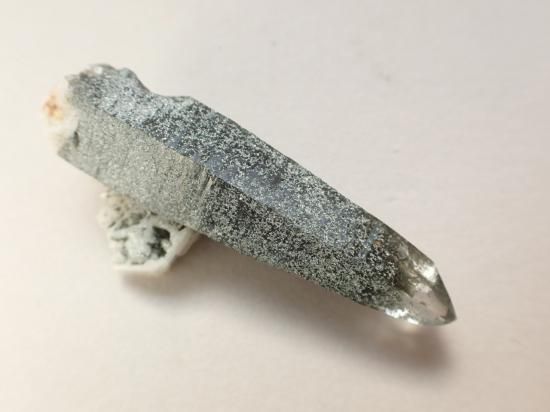 ヒマラヤンクォーツ　1.215 kg HIMALAYAN QUARTZ ヒマラヤンクォーツ - LIGHTNESS TREE