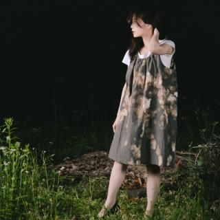 ひらひらキャミワンピ/柿渋グレー抜染/三河織物