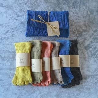 シルク5本指ソックス/選べる2色セット/22-24cm/藍染手ぬぐいラッピング付