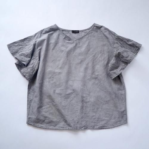 刺繍フリルスリーブTシャツ/グレー/三河織物
