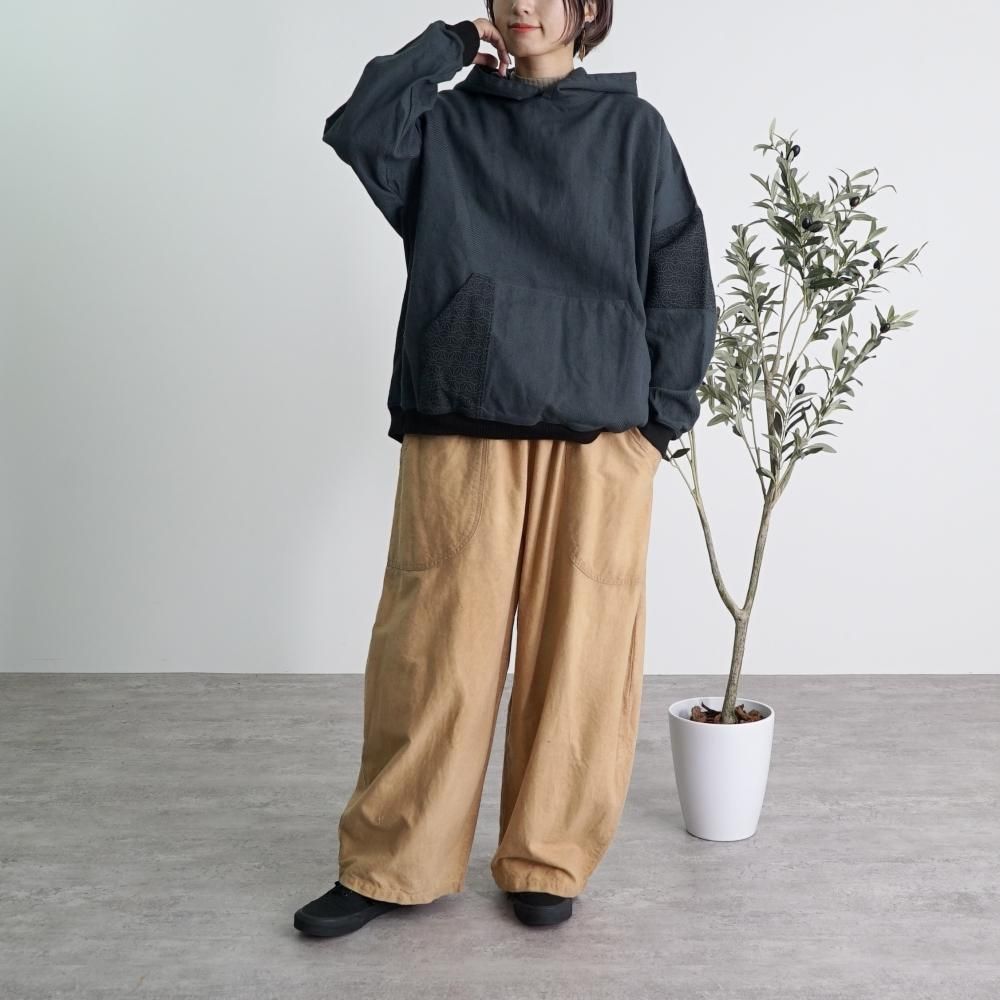ビックシルエットパーカー/ブラック/三河木綿刺し子織 ビックシルエットパーカー/ブラック/三河木綿刺し子織