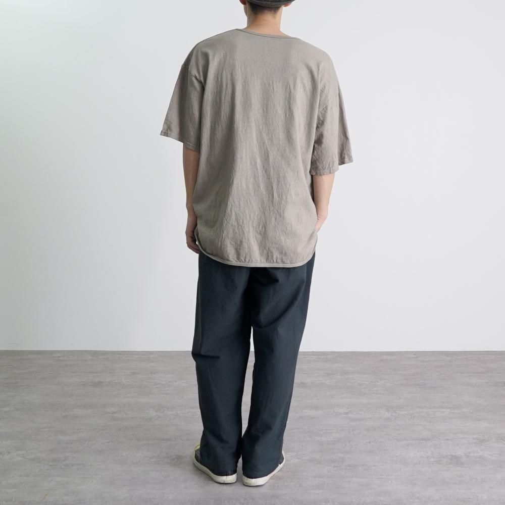 メンズスリットTシャツ | カーキ | 愛知県産スラブニット