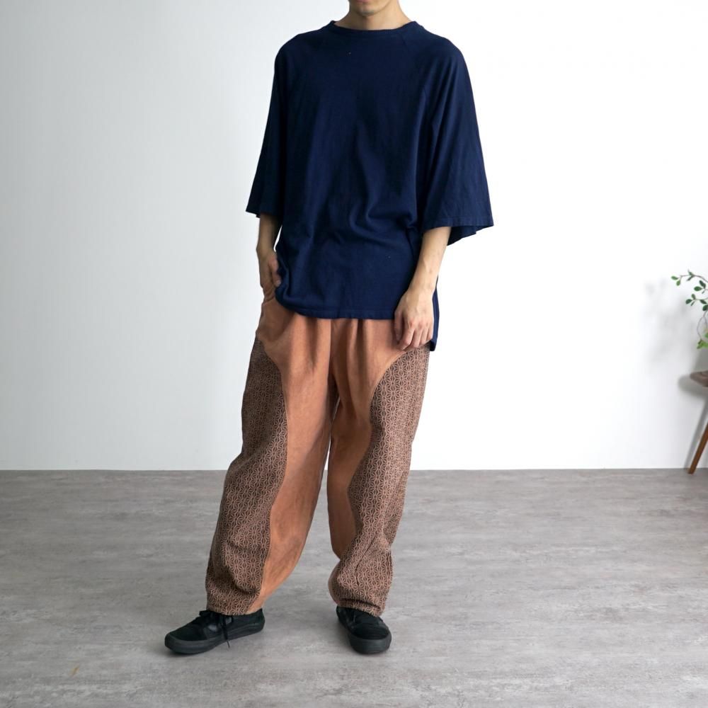 カーブパンツ