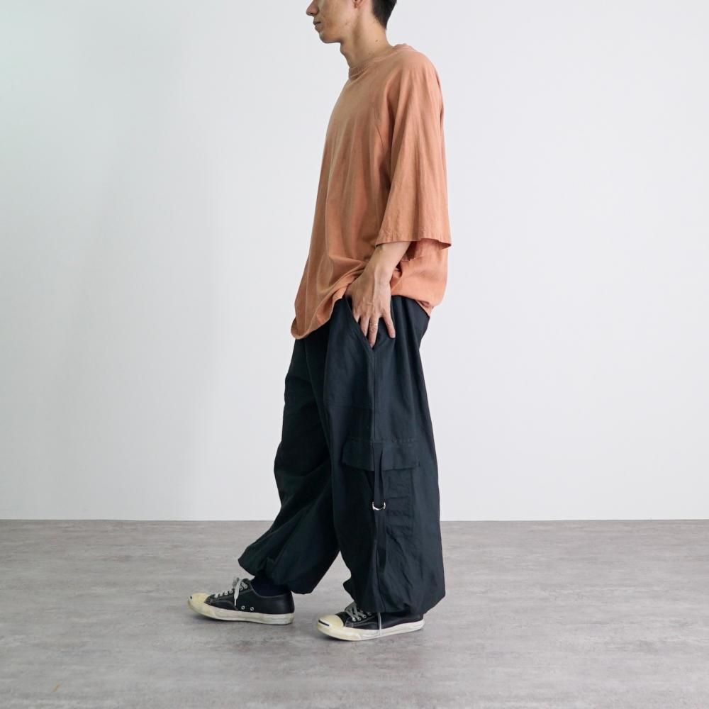 パラシュートパンツ