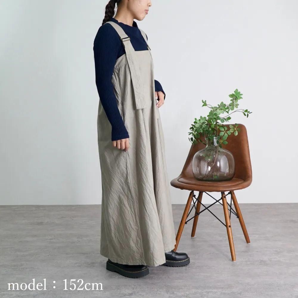 サロペットスカート
