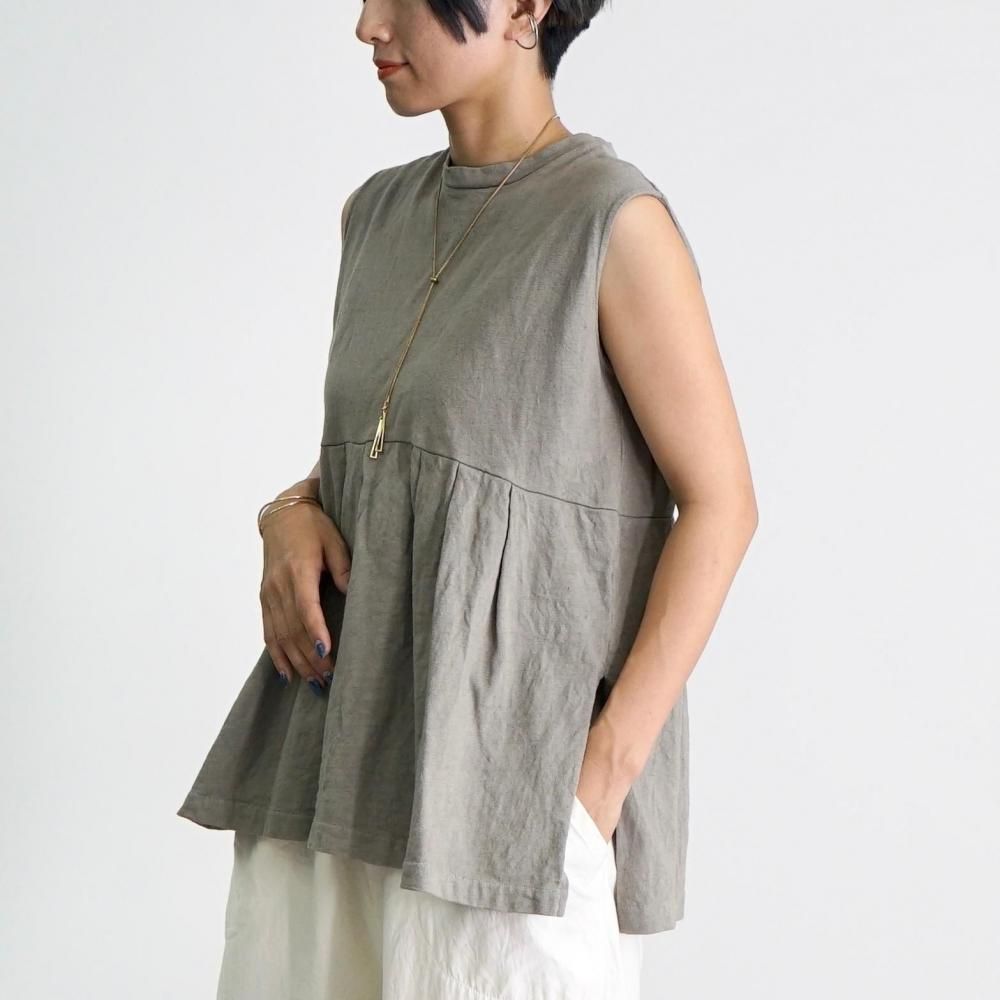 ノースリでこの綺麗さスリーブいらない説　バーダック H8-20 3Dセンサー搭載歩数計 FB-741-HY 花とゆめ50周年モデル（暁の