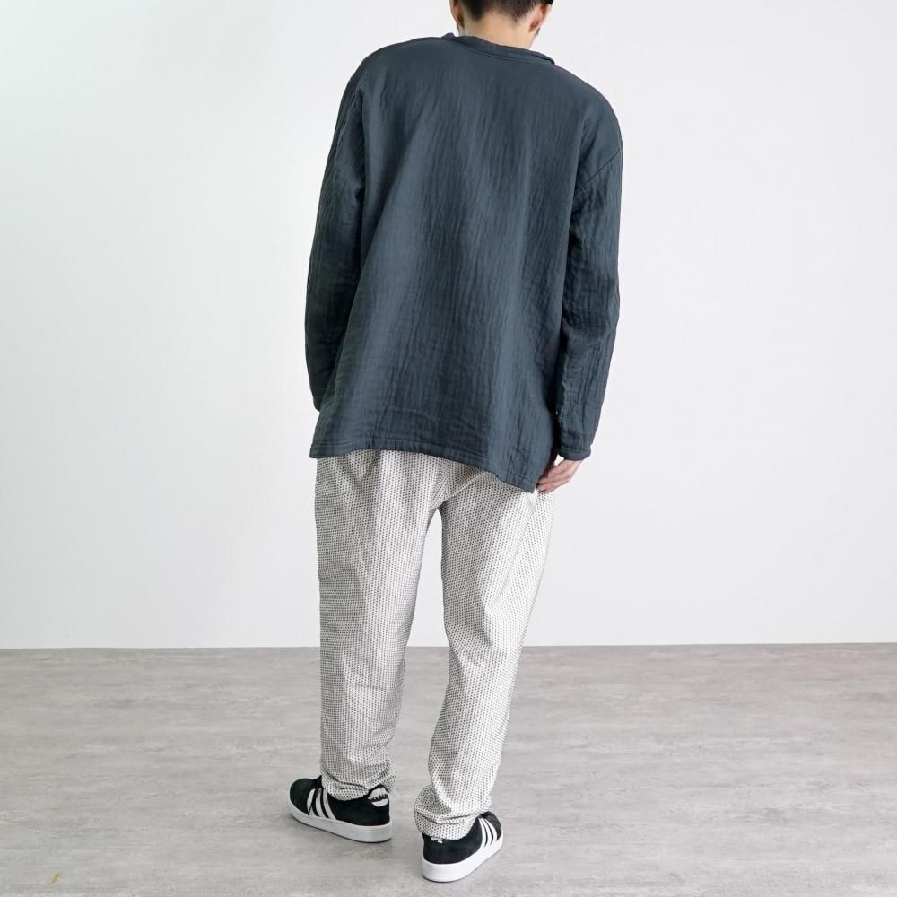 キーネックガーゼロンT | ブラック - UZUiRO(ウズイロ) / 公式