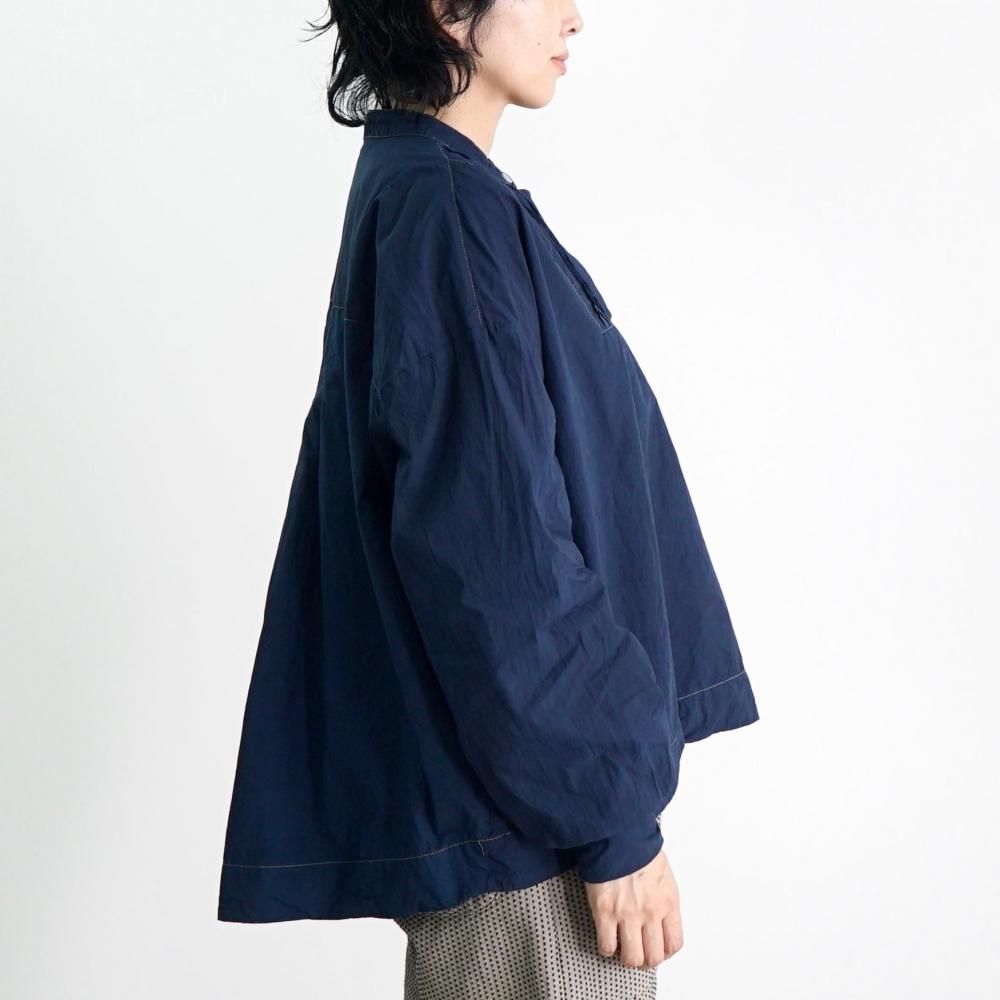 バイカラーピンタックブラウス | KEYMEMORY × UZUiRO - UZUiRO