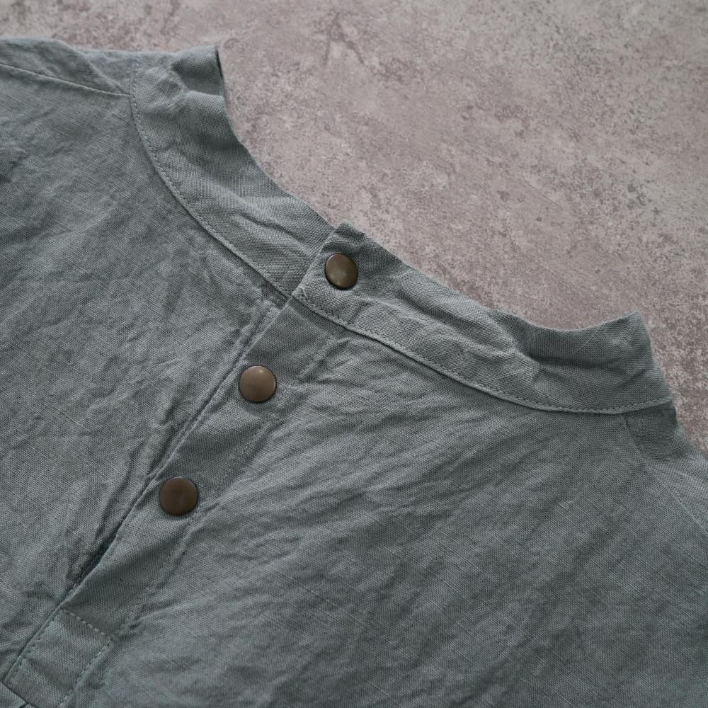 UZUiRO　ウズイロ　リネンタックシャツブラウス　カーキ UZUiROウズイロリネンタックシャツブラウスカーキ