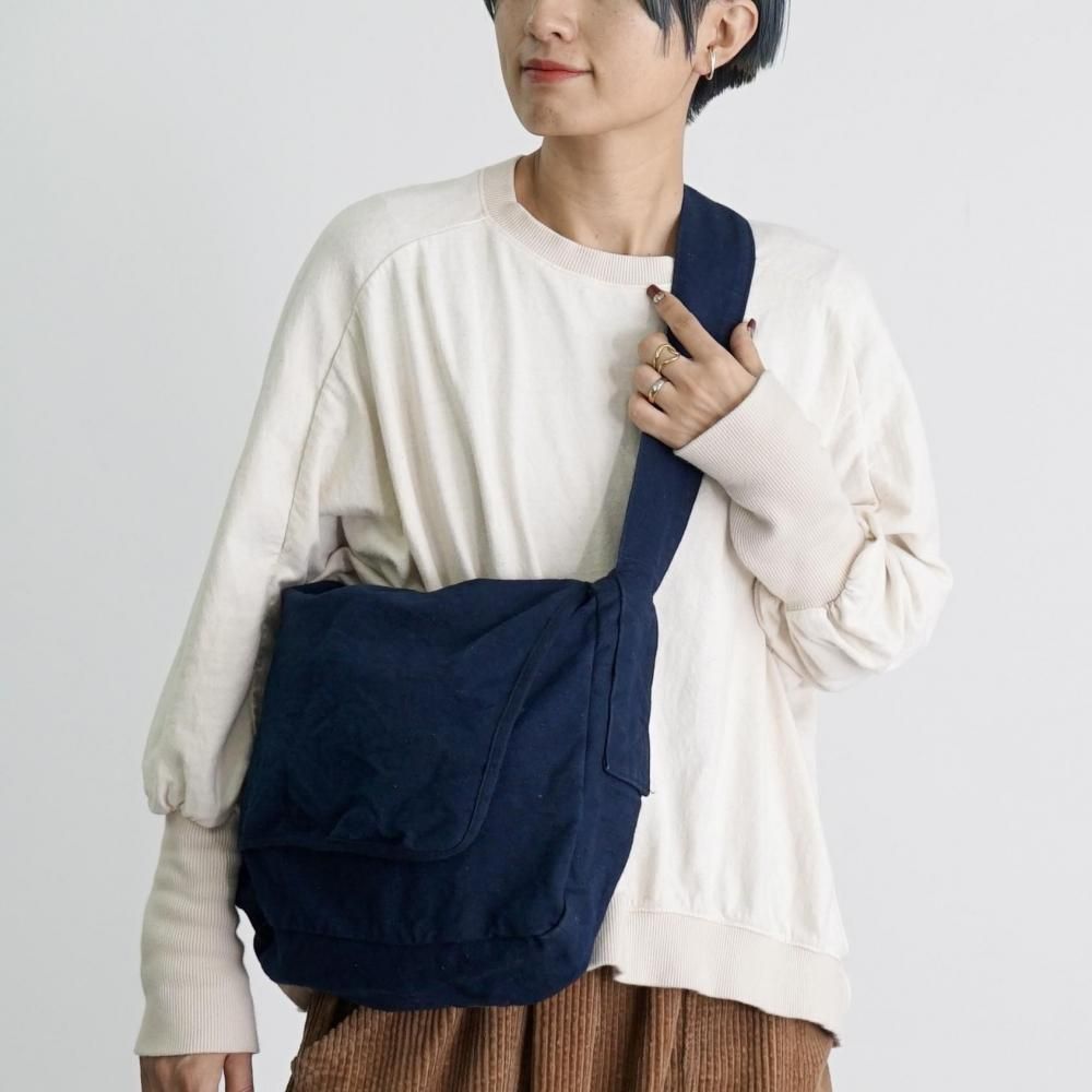 bagjackメッセンジャーバッグ 刺し子ネイビーブルー ブラック メッセンジャーバッグ | ダークネイビー - UZUiRO(ウズイロ) / 公式