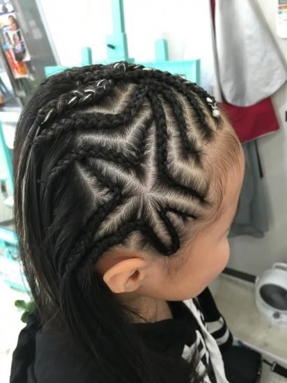 ハーフ 1 2 デザインコーンロウ 星 Hair Design El Black 池袋 エルブラック コーンロウブレイズの専門店