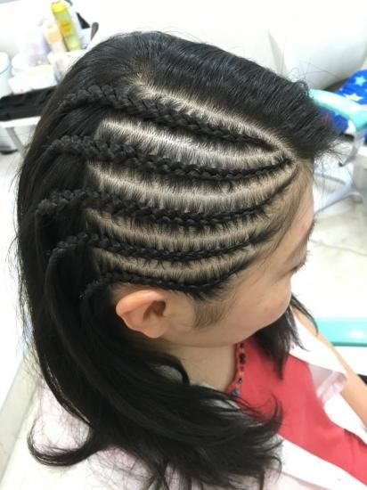 サイドコーンロウ 1 4 シンプル Hair Design El Black 池袋 エルブラック コーンロウブレイズの専門店 サイドコーンロウ 1 4 シンプル Hair Design El Black 池袋 エルブラック コーンロウブレイズの専門店