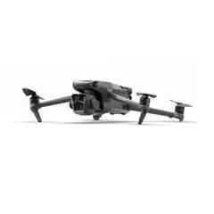DJI Mavic 3 Pro(DJI RC)(NA) | フラッグシップ級の3眼カメラ - DJI
