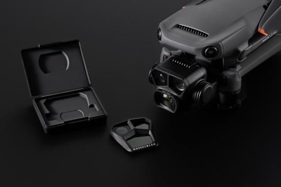 Amazon.com: DJI Mavic 3, Drone with 4/3 CMOS Hasselblad