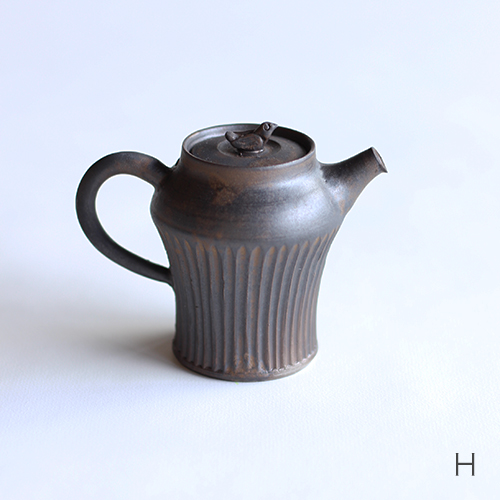 大江憲一さん　茶壺 うつわの店 IZUMO [utsuwa] online shop｜大江憲一 鉄釉茶壺・H