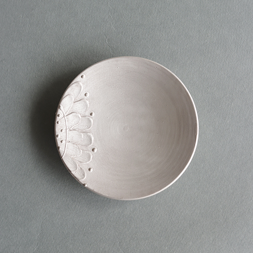 こまつか苗さんの桜とオウムの飾り皿 こまつか苗さんの桜とオウムの飾り皿