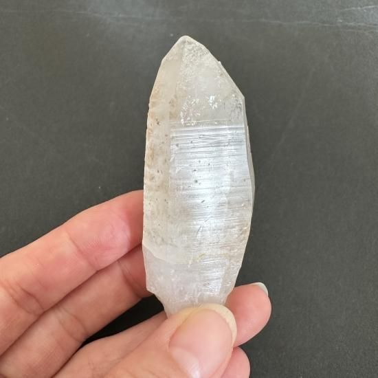 国産鉱物 山梨県 乙女鉱山産 水晶 レインボー