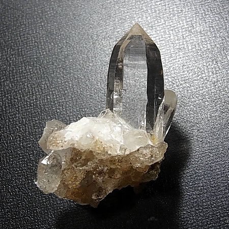 ヒマラヤ水晶124 - Himalayan Gems, Nepal ヒマラヤンジェムス、ネパール