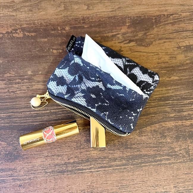 【未使用品タグ付き】完売品　ラドロー リス　ティッシュケース付きポーチ　ネイビー 未使用品タグ付き】完売品 ラドロー リス ティッシュケース付き