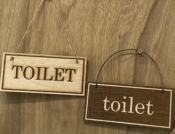 選べる2デザイン 木製サインプレート「TOILET」 アンティーク調 トイレ
