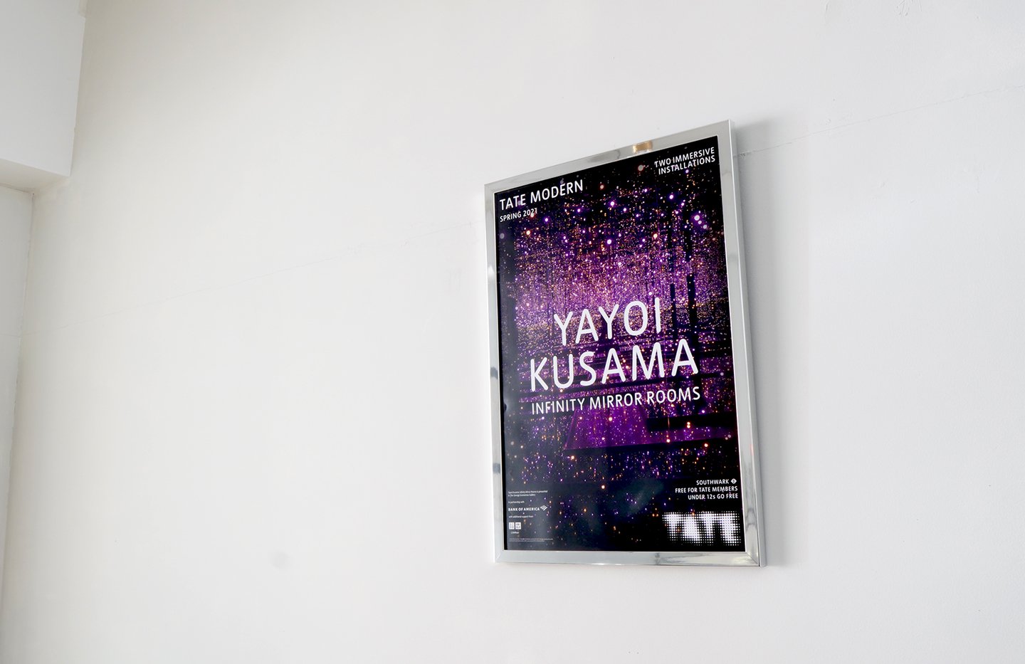 Yayoi Kusama Exhibition Poster / Tate Modern 2021 - 草間彌生 ポスター - 輸入ポスター専門店  ナップフォード・ポスター・マーケット