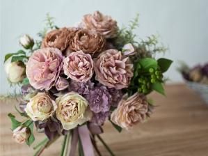 白バラとユーカリおしゃれなスワッグ - カントリーマム オンライン