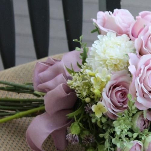 ラベンダーピンク色のローズスワッグ - カントリーマム オンライン