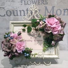 ピンクのプリザーブドフラワーの結婚式ウエルカムボード（高級造花とプリザーブドフラワー）