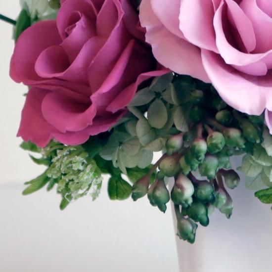 濃淡ピンクのバラのプリザーブドフラワーアレンジ 「シャーロット