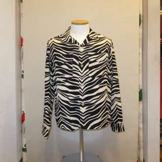 <img class='new_mark_img1' src='https://img.shop-pro.jp/img/new/icons31.gif' style='border:none;display:inline;margin:0px;padding:0px;width:auto;' />Zebra Open Shirts L/S