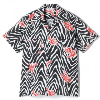 <img class='new_mark_img1' src='https://img.shop-pro.jp/img/new/icons20.gif' style='border:none;display:inline;margin:0px;padding:0px;width:auto;' />Tribe Rayon Shirt S/S