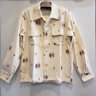 <img class='new_mark_img1' src='https://img.shop-pro.jp/img/new/icons20.gif' style='border:none;display:inline;margin:0px;padding:0px;width:auto;' />Style Eyes Corduroy Shirt Argyle