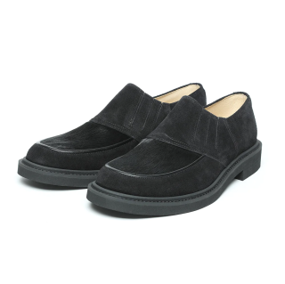 <img class='new_mark_img1' src='https://img.shop-pro.jp/img/new/icons6.gif' style='border:none;display:inline;margin:0px;padding:0px;width:auto;' />Horsehair Vamp Slip-On Shoes
