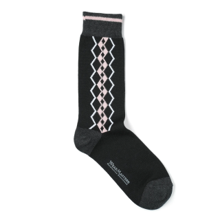 <img class='new_mark_img1' src='https://img.shop-pro.jp/img/new/icons6.gif' style='border:none;display:inline;margin:0px;padding:0px;width:auto;' />Jagged Lined Socks