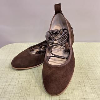 <img class='new_mark_img1' src='https://img.shop-pro.jp/img/new/icons6.gif' style='border:none;display:inline;margin:0px;padding:0px;width:auto;' />Judy Brown Suede