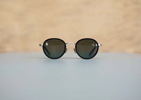 kearny | orville (black sunglasses) | hazy