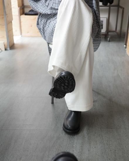 AUTTAA | inksblack shoes | hazy